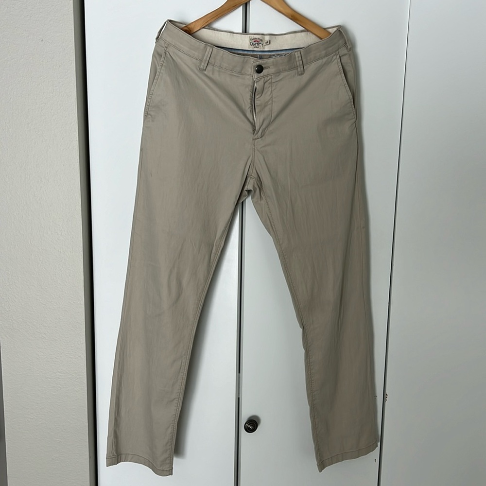 Faherty Island Life Chino